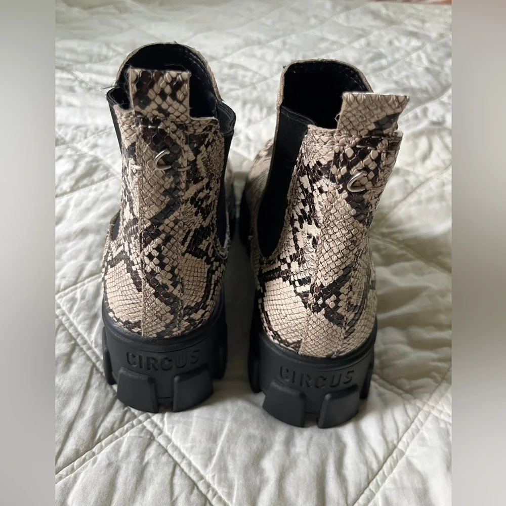 Sam Edelman Circus Boots 🎪 - Picture 4 of 6